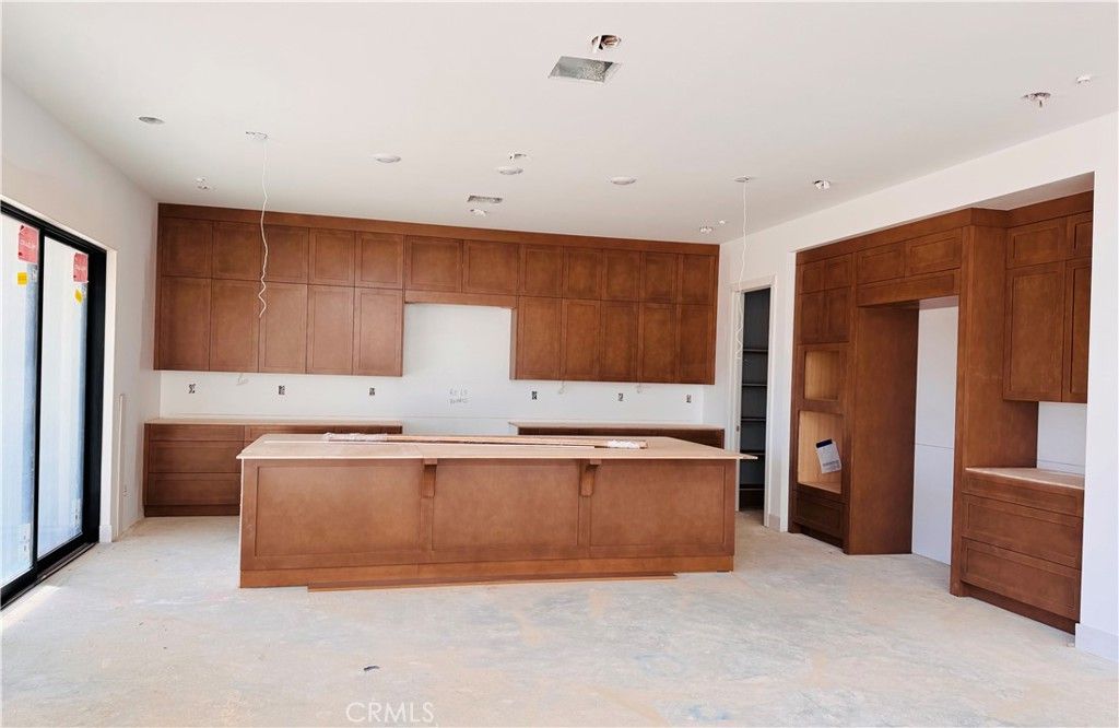 Photo of 11850 Red Hawk Lane, Porter Ranch, CA 91326 (MLS # SR25253366)