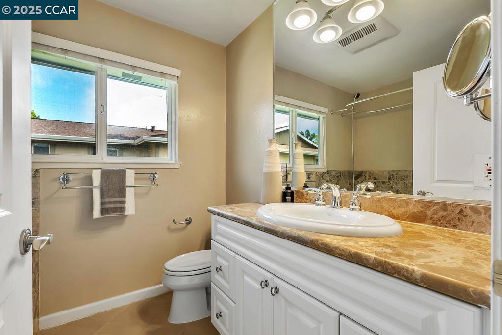 MIRAMONTE GARDNS - Residential
