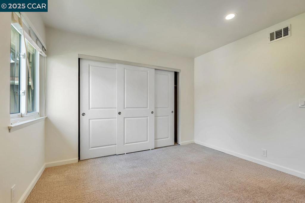 MIRAMONTE GARDNS - Residential