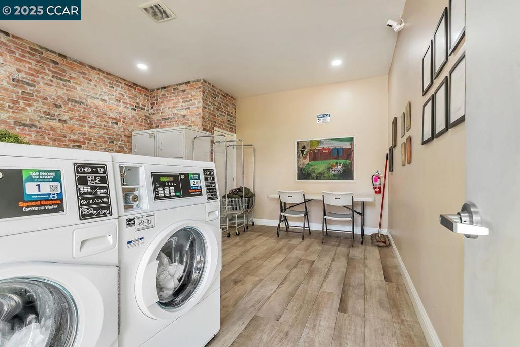 MIRAMONTE GARDNS - Residential