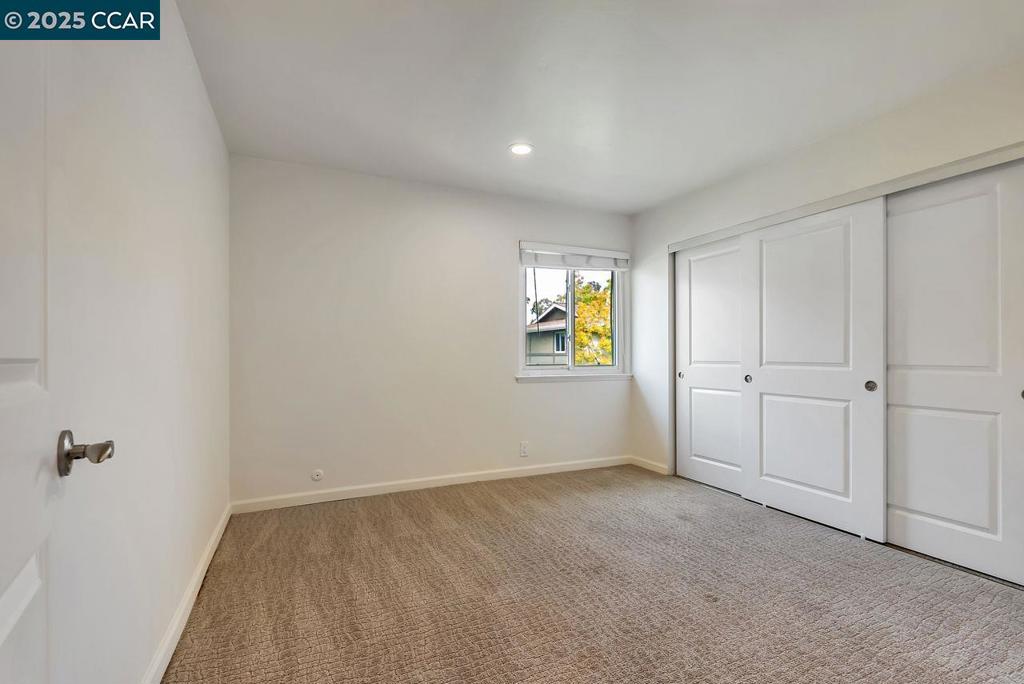 MIRAMONTE GARDNS - Residential