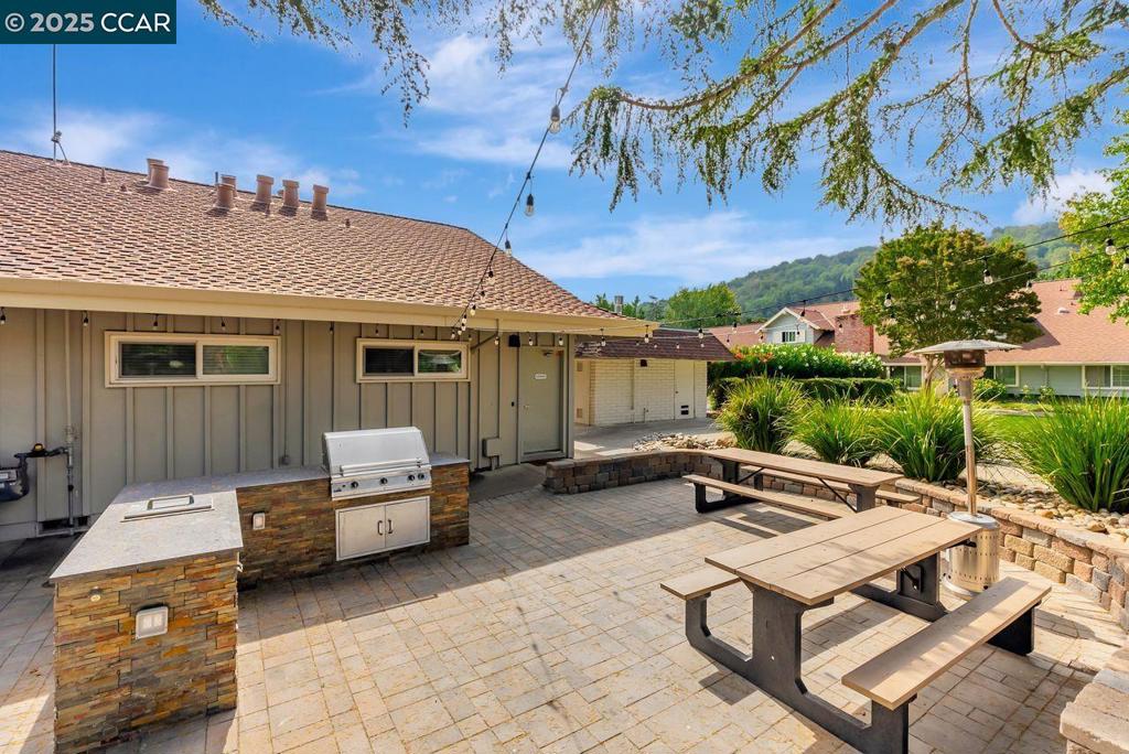 MIRAMONTE GARDNS - Residential