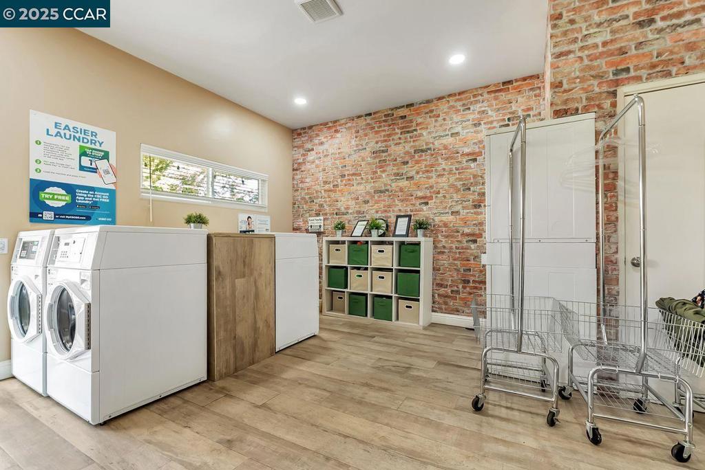 MIRAMONTE GARDNS - Residential