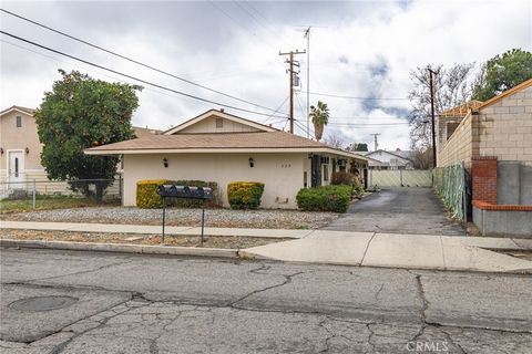 229 S Carmalita Hemet CA 92543