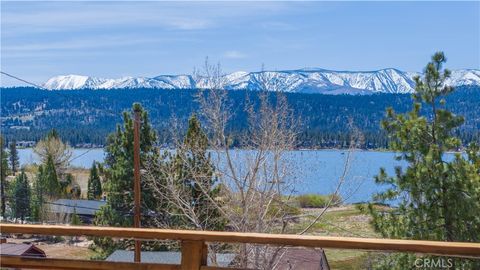 Photo of 1022 Grey Back Trail, Fawnskin, CA 92333 (MLS # ND26079524)
