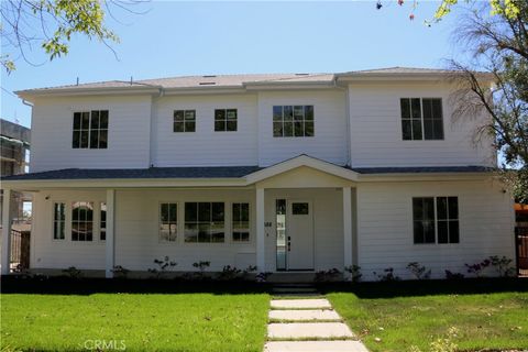 Photo of 1688 E Mendocino St, Altadena, CA 91001 (MLS # MB26033490)