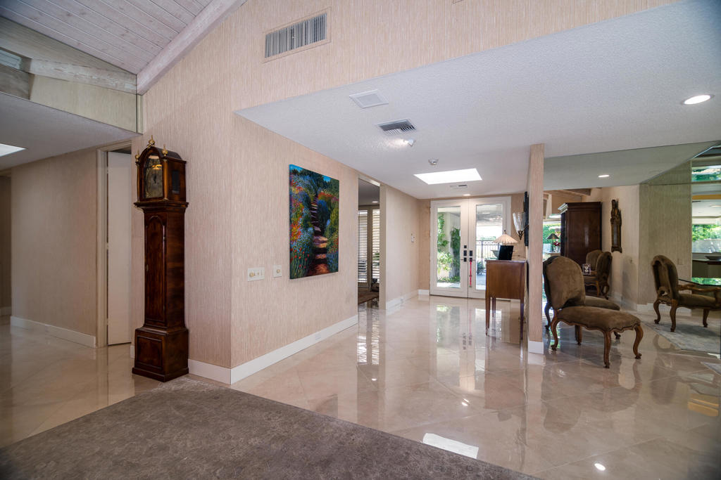 8 Mcgill Drive
