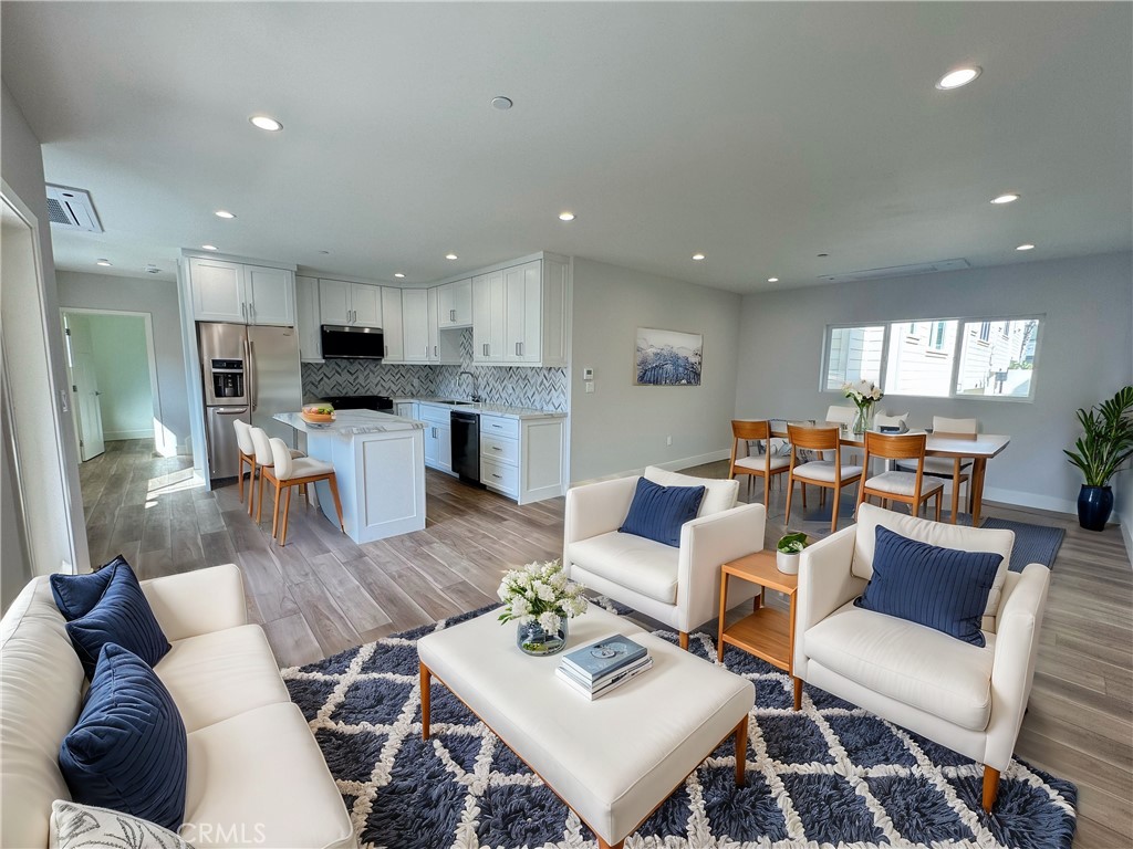 Properties 1 1823 WestHolme Ave