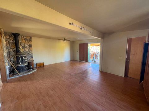 Photo of 57220 S Spencer Road, Yucca Valley, CA 92284 (MLS # 219136612DA) Photo of 57220 S Spencer Road, Yucca Valley, CA 92284 (MLS # 219136612DA)
