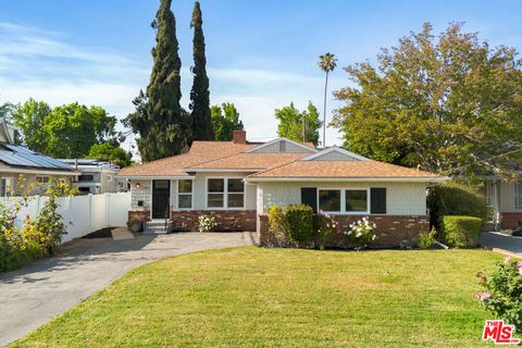 13411 Erwin Street Valley Glen CA 91401