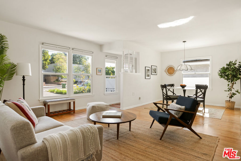 13411 Erwin Street