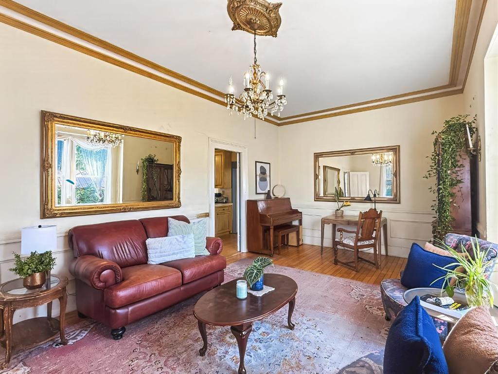 233 Van Ness Avenue, Santa Cruz CA 95060