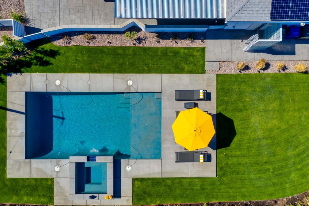 323 W Palm Vista Drive