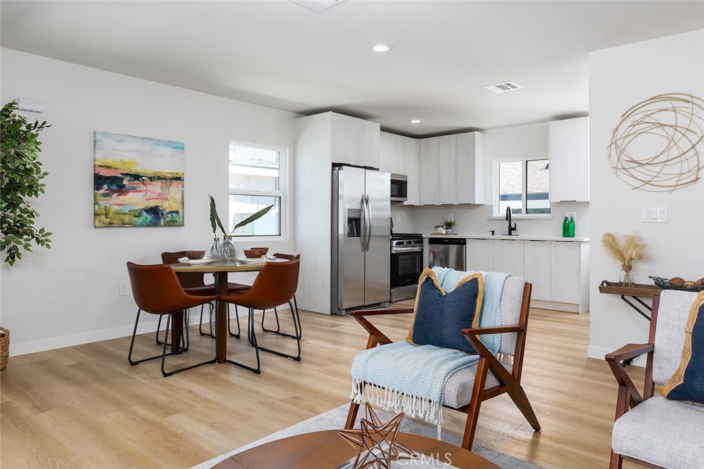 228 Avora Street