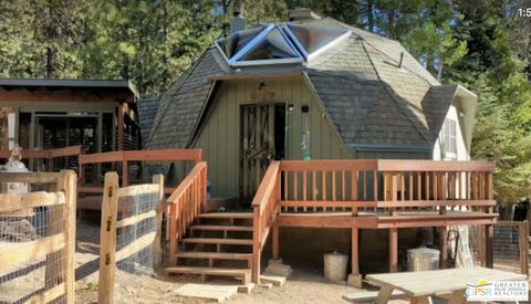 Photo of 53150 Nf-4s02, Idyllwild, CA 92549 (MLS # 25475491)