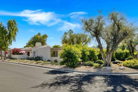 Photo of 2113 Sunshine Way, Palm Springs, CA 92264 (MLS # 219143104PS)