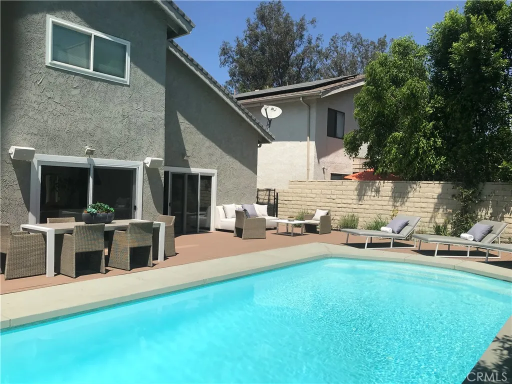 Valley Village, California 91607, United States, 4 Bedrooms Bedrooms, ,3 BathroomsBathrooms,Residential,Active,189349