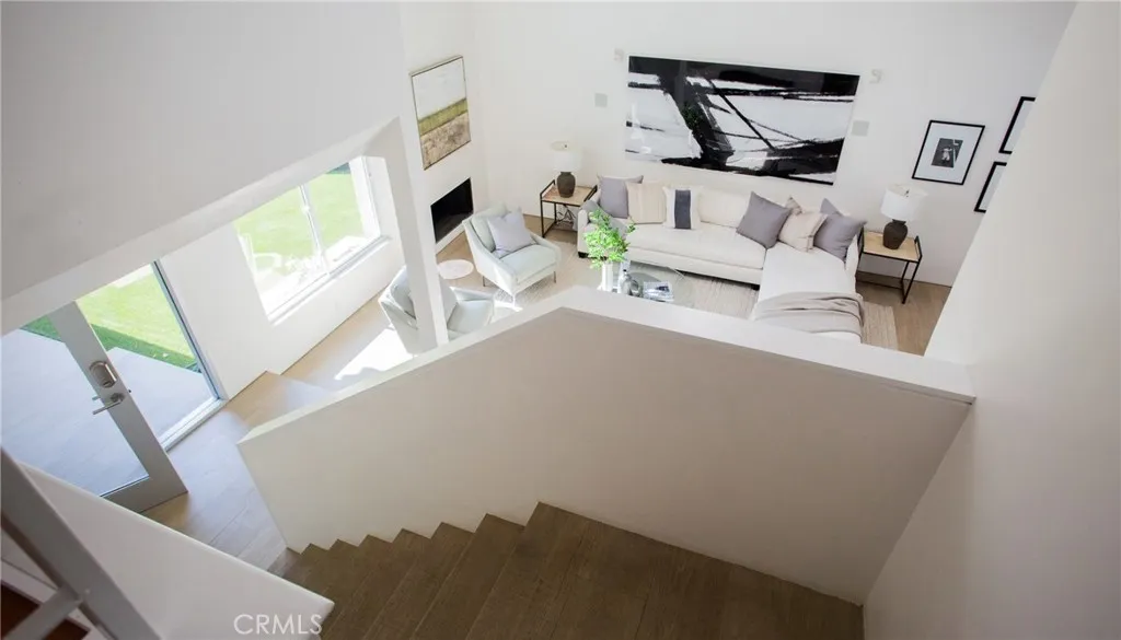 Valley Village, California 91607, United States, 4 Bedrooms Bedrooms, ,3 BathroomsBathrooms,Residential,Active,189349