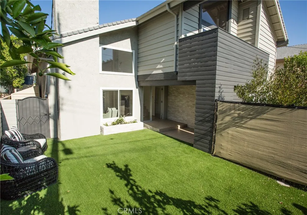 Valley Village, California 91607, United States, 4 Bedrooms Bedrooms, ,3 BathroomsBathrooms,Residential,Active,189349