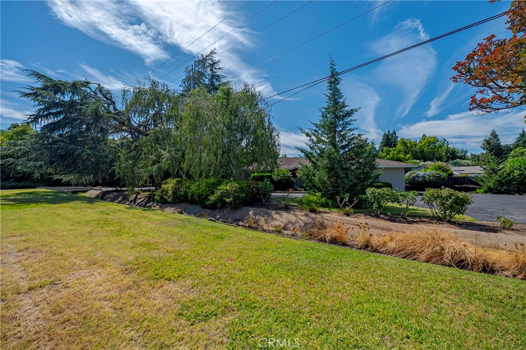 1315 E North Bear Creek Drive