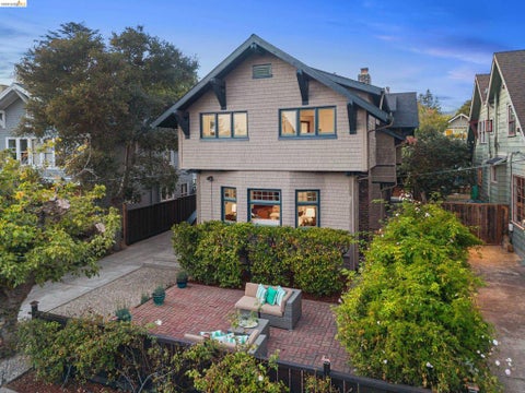 Photo of 2731 Prince St ST, Berkeley, CA 94705 (MLS # 41148440)
