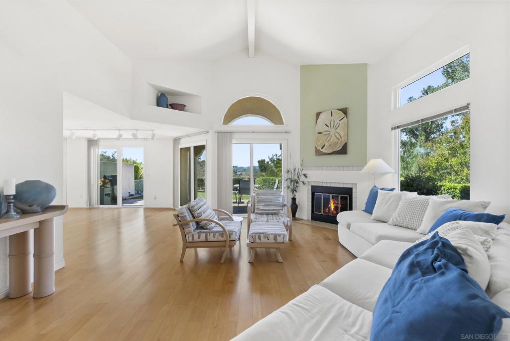 1749 Sawgrass Glen
