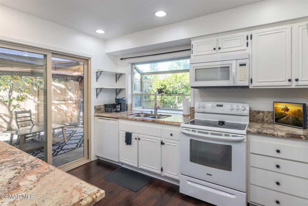 1541 Eucalyptus Circle