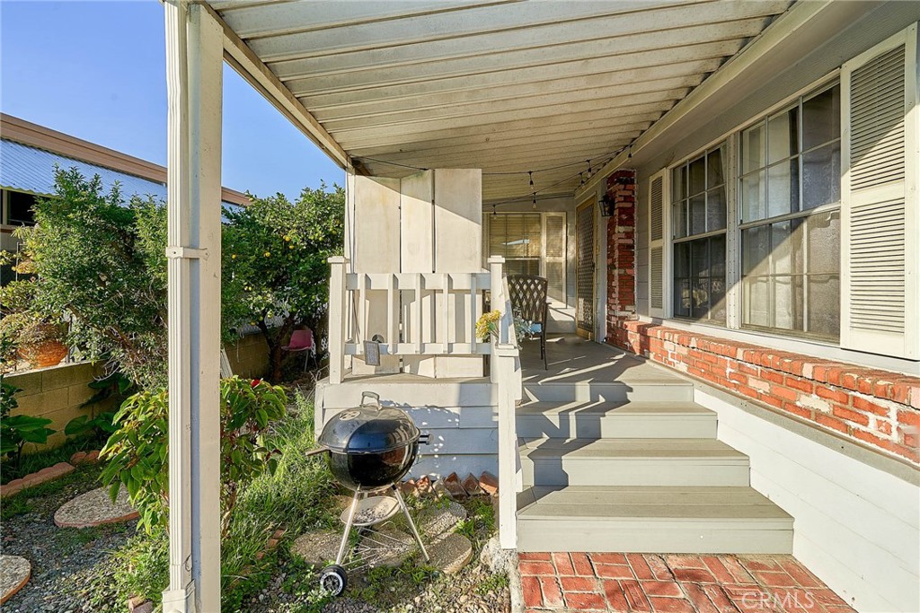 2601 E Victoria Street 394