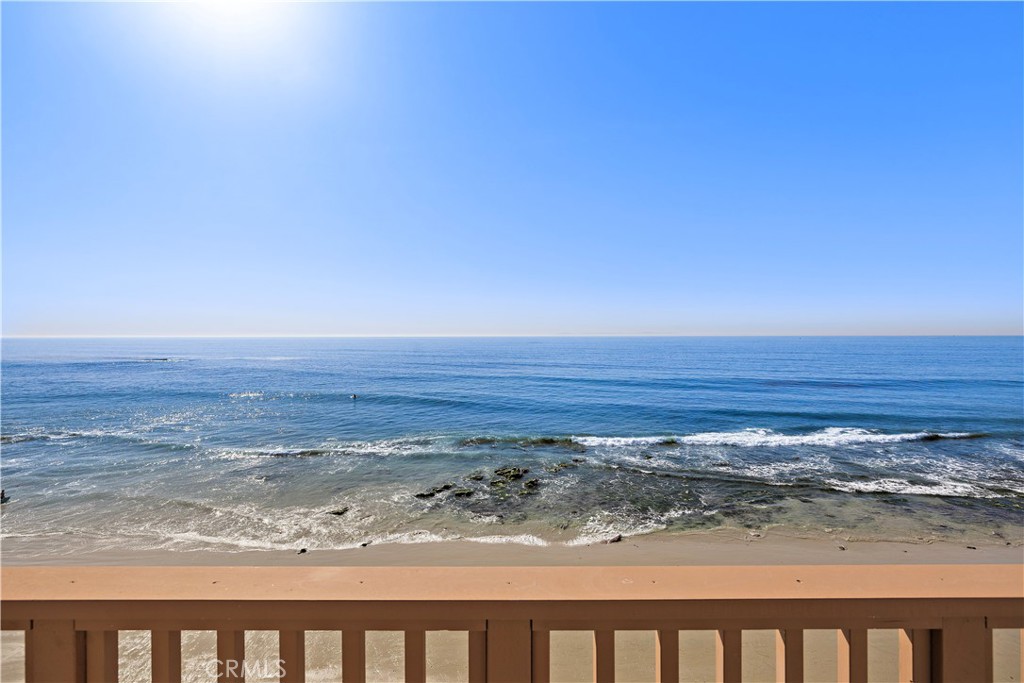 1045 Gaviota Drive B