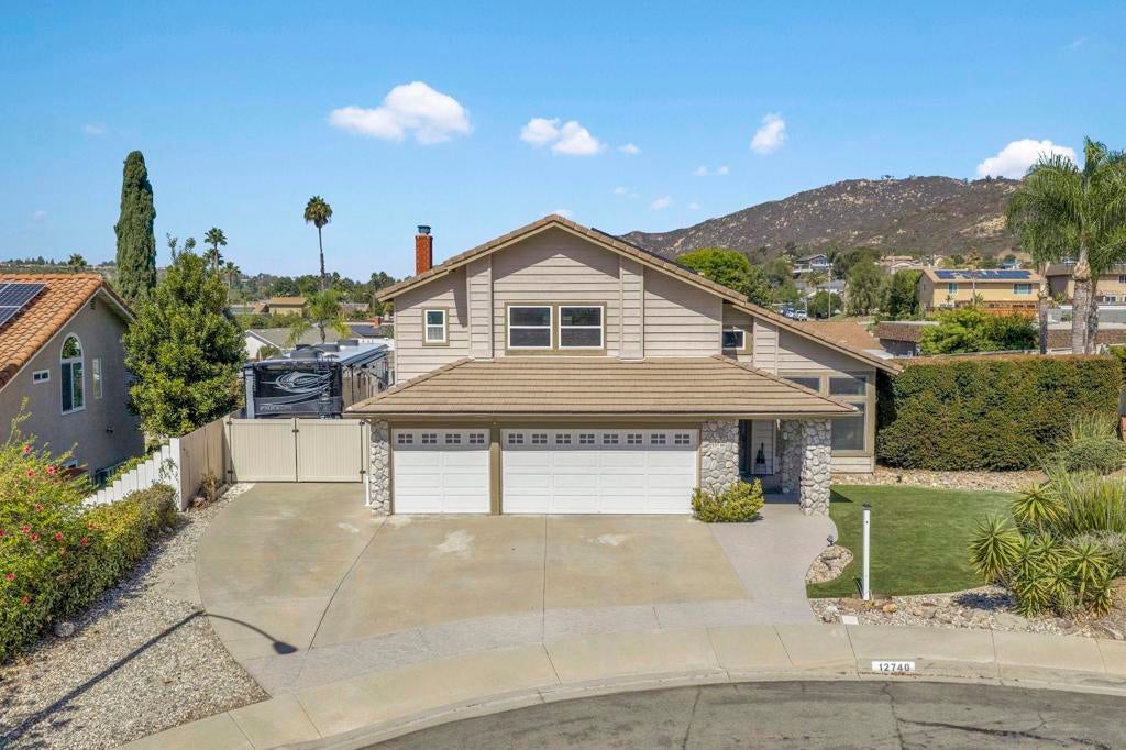 12740 Boxwood Ct