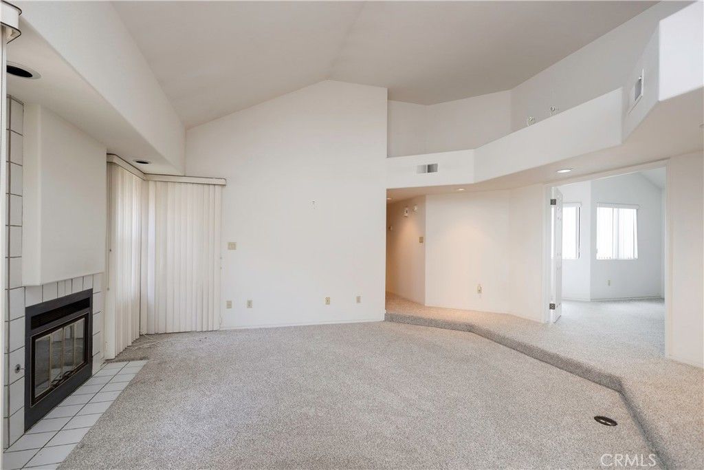 Photo of 608 Berwick Blvd, Bakersfield, CA 93311 (MLS # SR26038889)