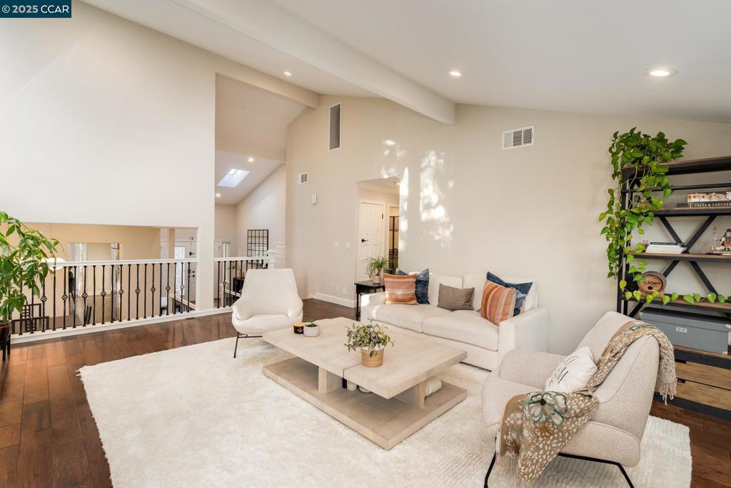 WOODMONT - Residential