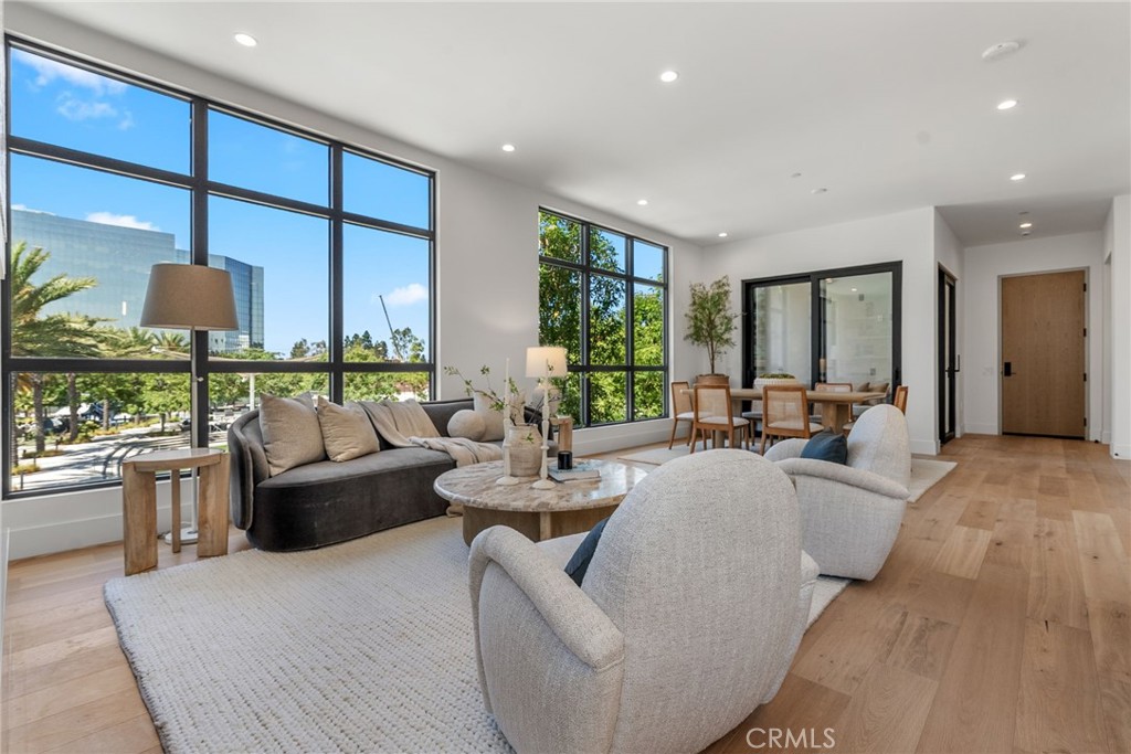 4251 Uptown Newport Drive 2