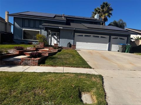 Photo of 906 Brandywine Ln, Eastvale, CA 92880 (MLS # IV25260955)