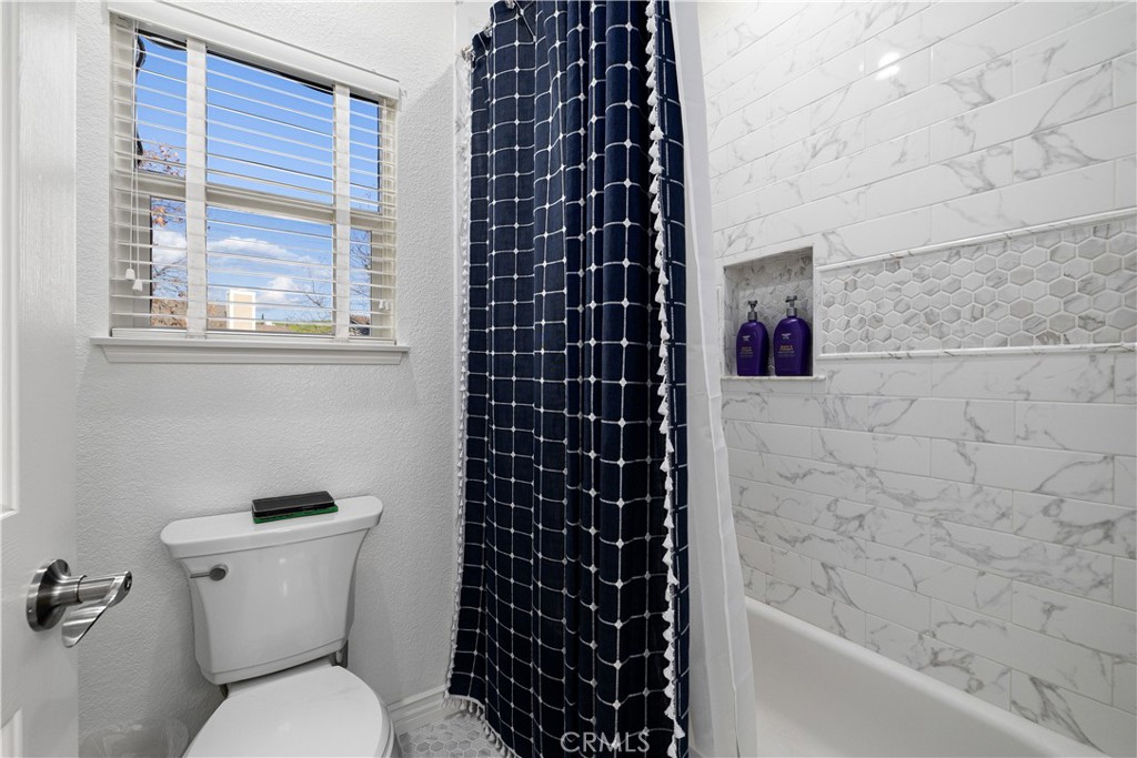La Verne, California, 91750, United States, 5 Bedrooms Bedrooms, ,4 BathroomsBathrooms,Residential,Active,2018450