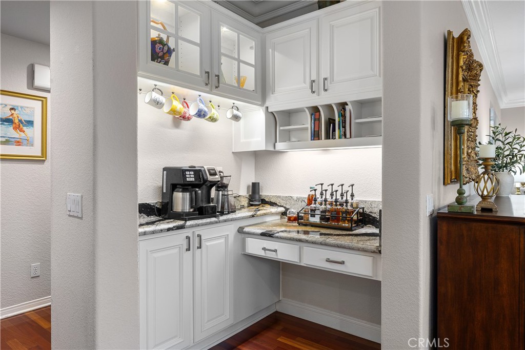 La Verne, California, 91750, United States, 5 Bedrooms Bedrooms, ,4 BathroomsBathrooms,Residential,Active,2018450