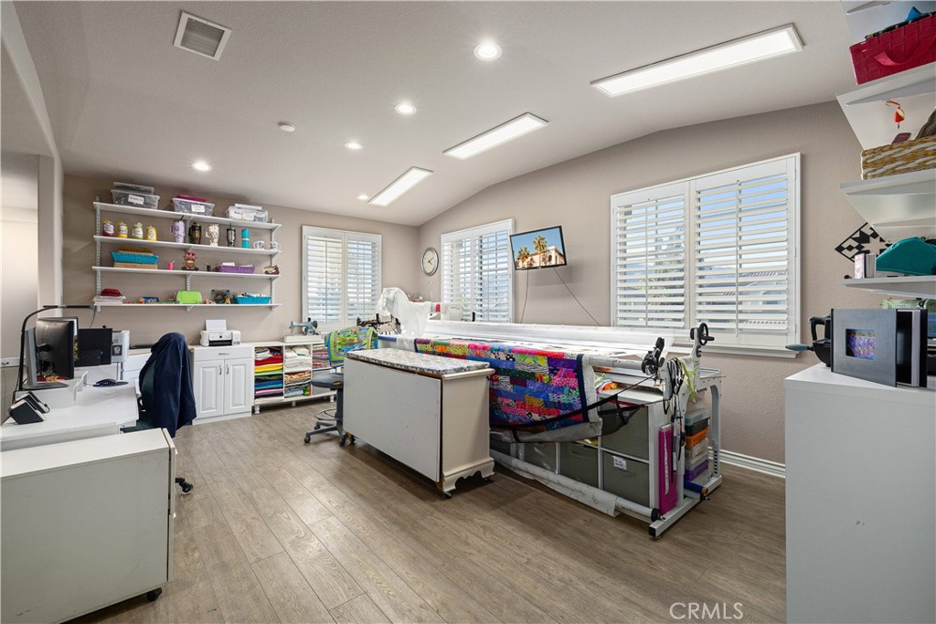 La Verne, California, 91750, United States, 5 Bedrooms Bedrooms, ,4 BathroomsBathrooms,Residential,Active,2018450