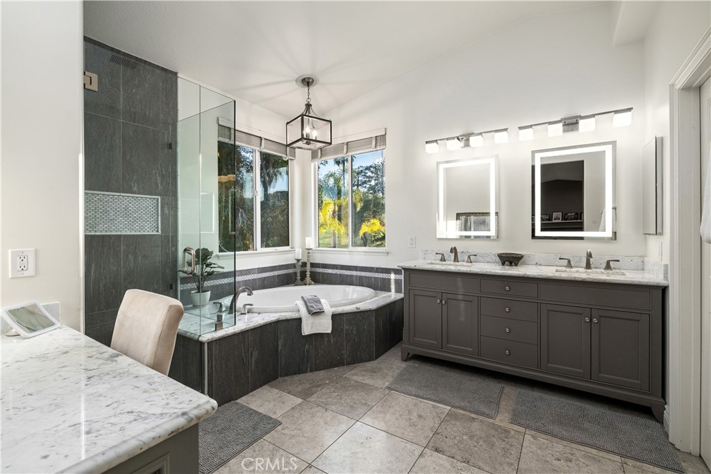 La Verne, California, 91750, United States, 5 Bedrooms Bedrooms, ,4 BathroomsBathrooms,Residential,Active,2018450