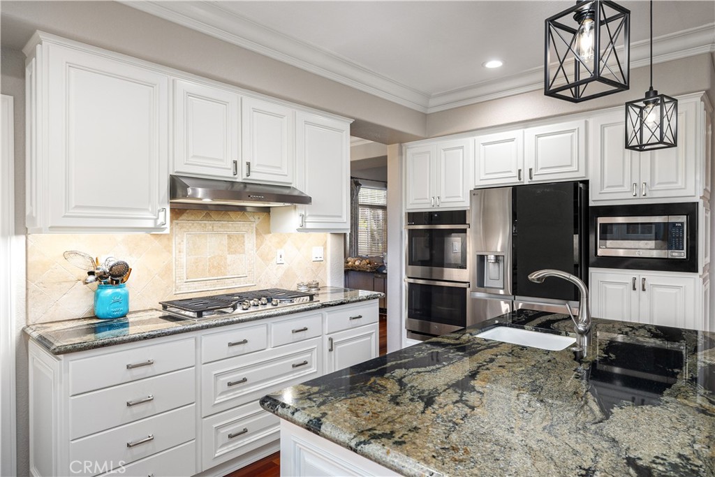 La Verne, California, 91750, United States, 5 Bedrooms Bedrooms, ,4 BathroomsBathrooms,Residential,Active,2018450