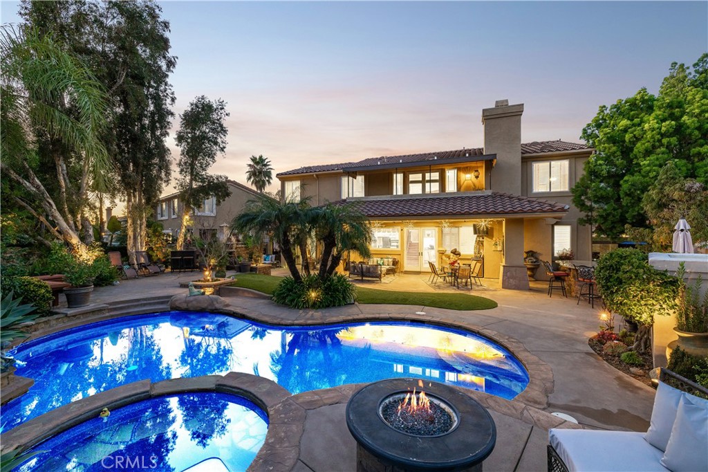 2398 Meadow Glen