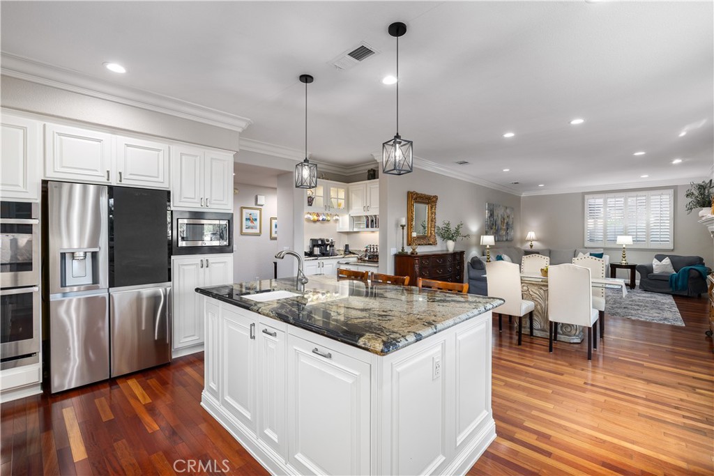 La Verne, California, 91750, United States, 5 Bedrooms Bedrooms, ,4 BathroomsBathrooms,Residential,Active,2018450