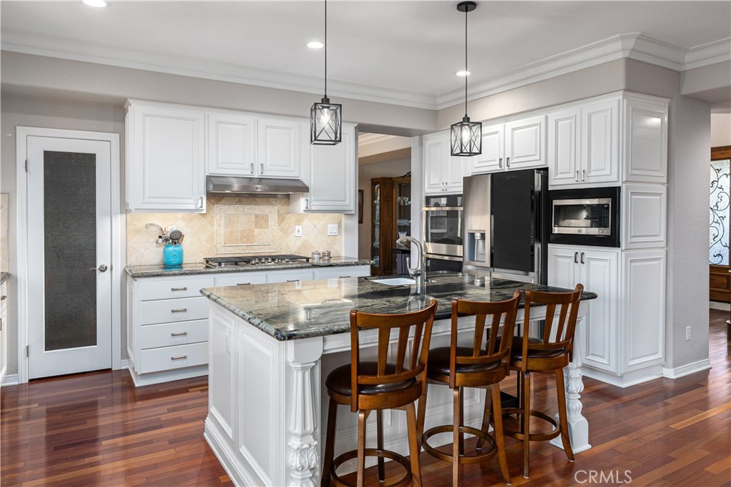 La Verne, California, 91750, United States, 5 Bedrooms Bedrooms, ,4 BathroomsBathrooms,Residential,Active,2018450