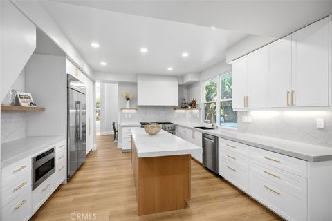 Photo of 33 Bell Canyon Drive, Rancho Santa Margarita, CA 92679 (MLS # NP25215365)