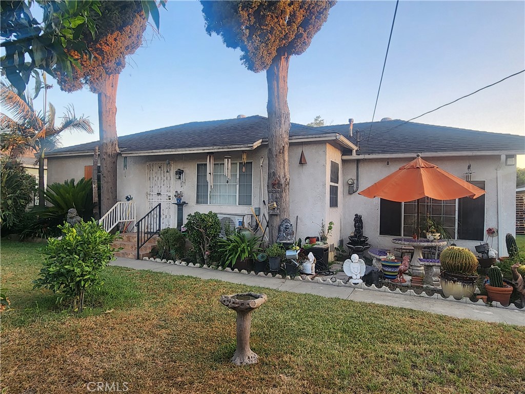 Lovingly held by the same family since 1972, this charming 3-bedroom, 2-bath home offers a rare and flexible living arrangement ideal for extended families, guests, or rental potential. Inside, the home features a thoughtful layout with two private living areas, each with its own 2 bedrooms, 1 bathroom, full kitchen, and comfortable living space — all under one roof.
Though officially listed as a single-family residence, the home’s unique design provides exceptional versatility for a variety of living needs. Nestled in a quiet, established neighborhood with long-term stability and strong rental demand, this property presents a valuable opportunity for homeowners and investors alike.
