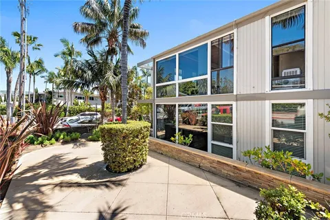 MLS: LG26104736