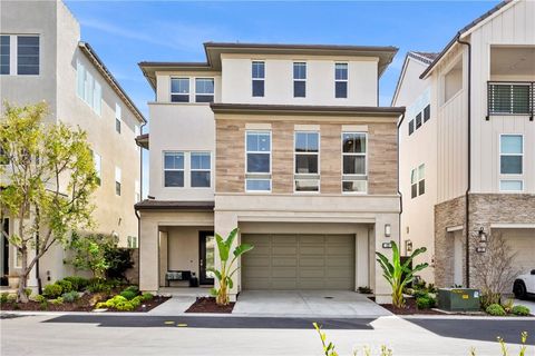 130 Pin Lane Lake Forest CA 92630