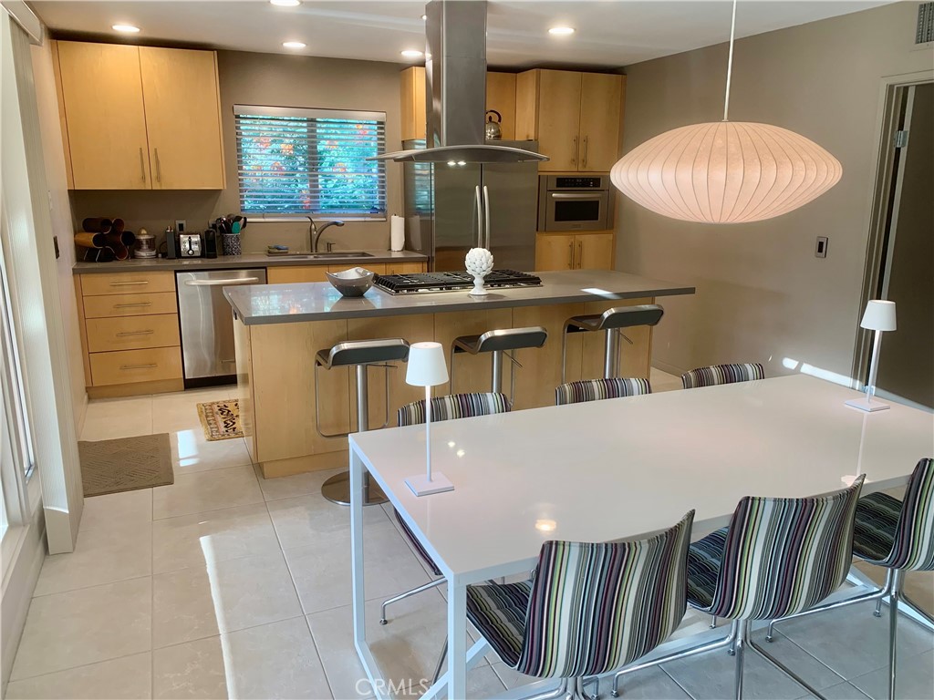 Los Conejos - Residential Lease