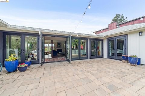 Photo of 3320 3320 Burdeck Dr. Dr, Oakland, CA 94602 (MLS # 41125747)