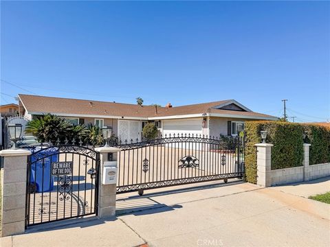 Photo of 2505 Recinto Ave Ave, Rowland Heights, CA 91748 (MLS # OC26044523)