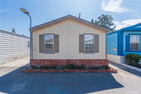 Photo of 12062 W Edinger Spc 19 Ave, Santa Ana, CA 92704 (MLS # OC26063816)